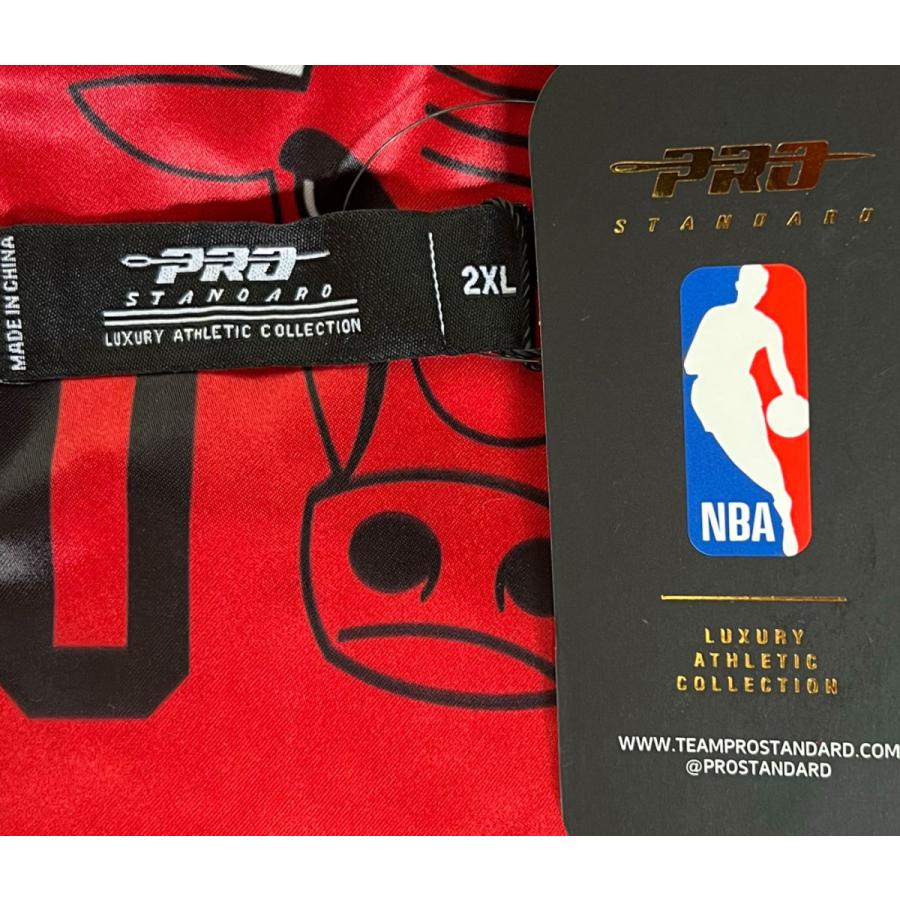 シカゴブルズ サテン ジャケット スタジャン BULLS 赤 レッド 総柄 NBA