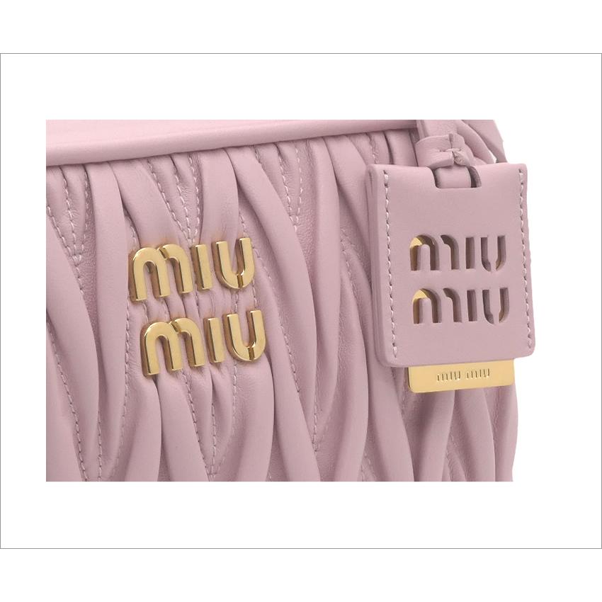 miu miu（ミュウミュウ） マテラッセレザー ショルダーバッグ