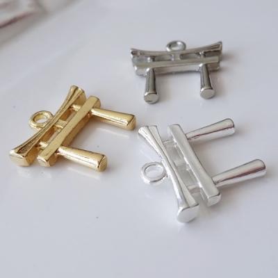 チャーム ハンドメイド材料 金属パーツ 鳥居のチャーム 各1個