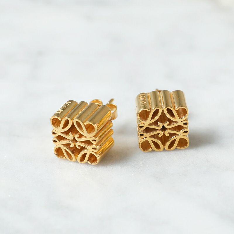 LOEWE（ロエベ） ピアス ANAGRAM STUD アナグラム スタッド J821239X04