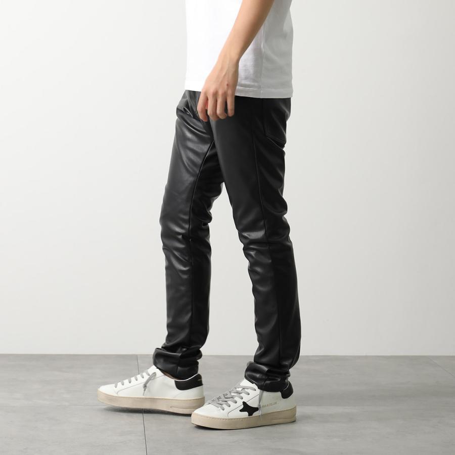 DSQUARED2（ディースクエアード） フェイクレザーパンツ COOL GUY FAUX