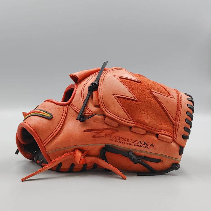 NIKE（ナイキ） 【全紐交換済み 】 軟式グローブ / 投手用 型付け済み