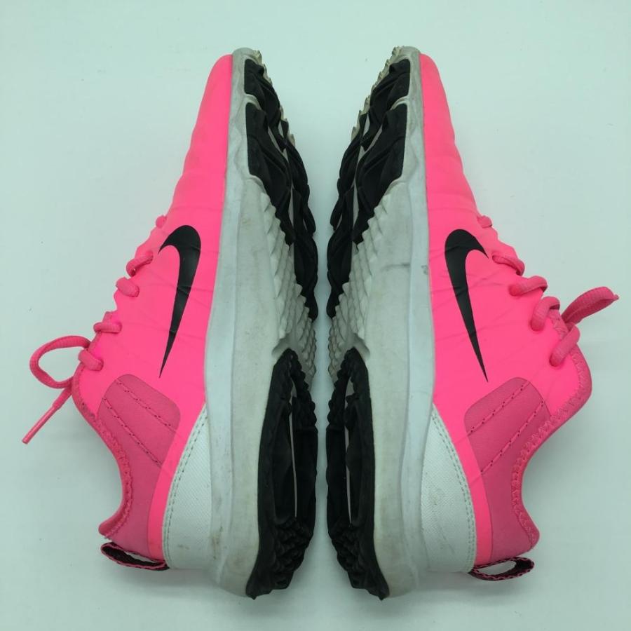 NIKE（ナイキ） ゴルフシューズ 蛍光ピンク×黒 スパイクレス 776094