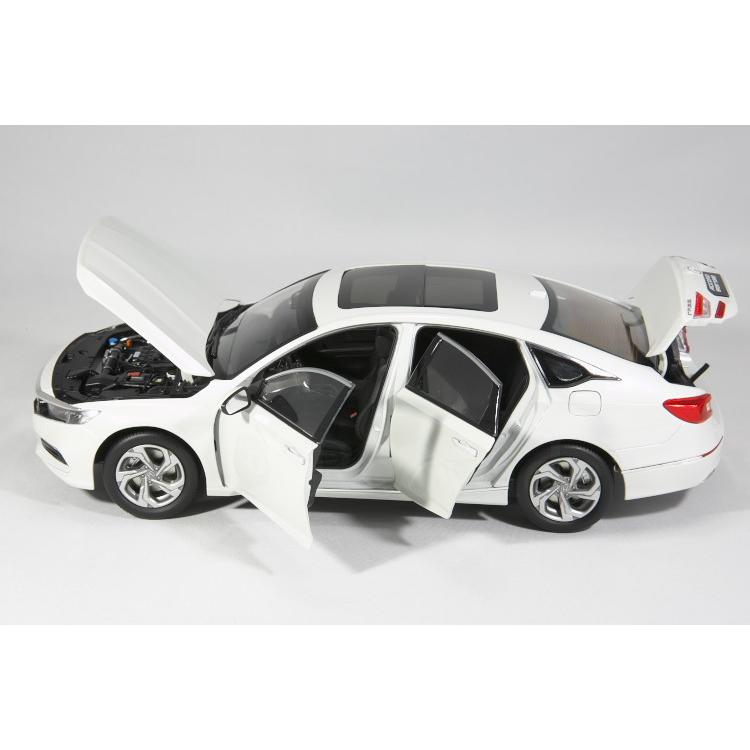 ホンダ特注 1/18 ホンダ アコード ホワイト・パール CV3 2020 : 寝具