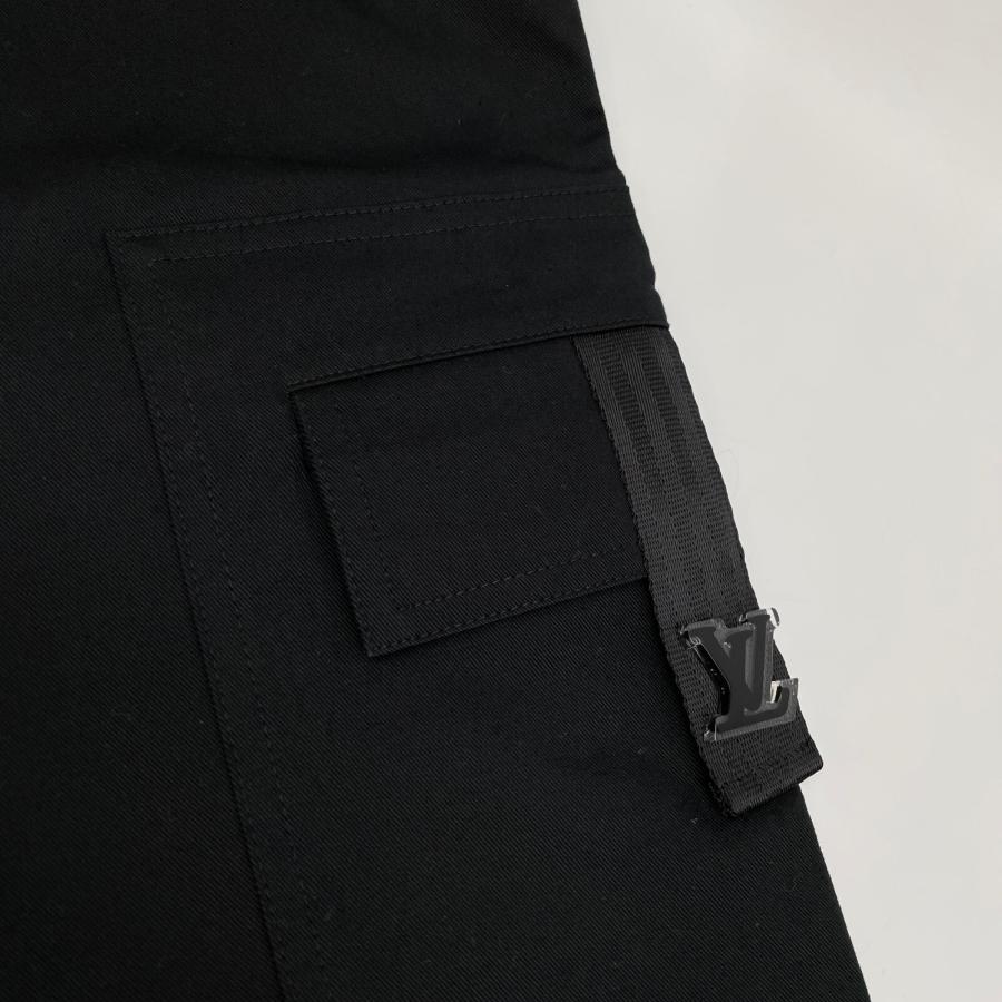 LOUIS VUITTON ルイヴィトン 24年 ブラック 刺繍コットンカーゴパンツ