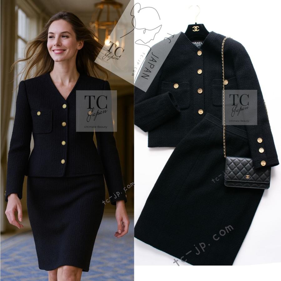 CHANEL（シャネル） ヴィンテージ スーツ ブラック ウール CC ゴールド
