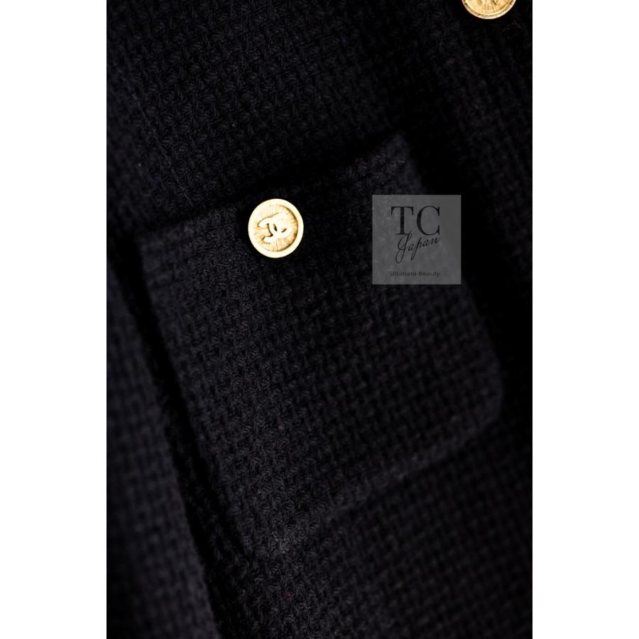 CHANEL（シャネル） ヴィンテージ スーツ ブラック ウール CC ゴールド