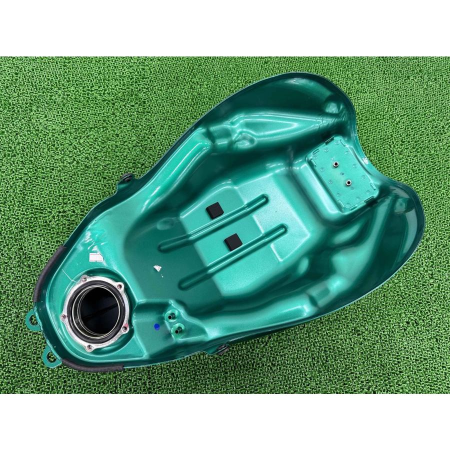 カワサキ（Kawasaki） Z650RS タンク 緑 純正 新品 ER650M 未使用品