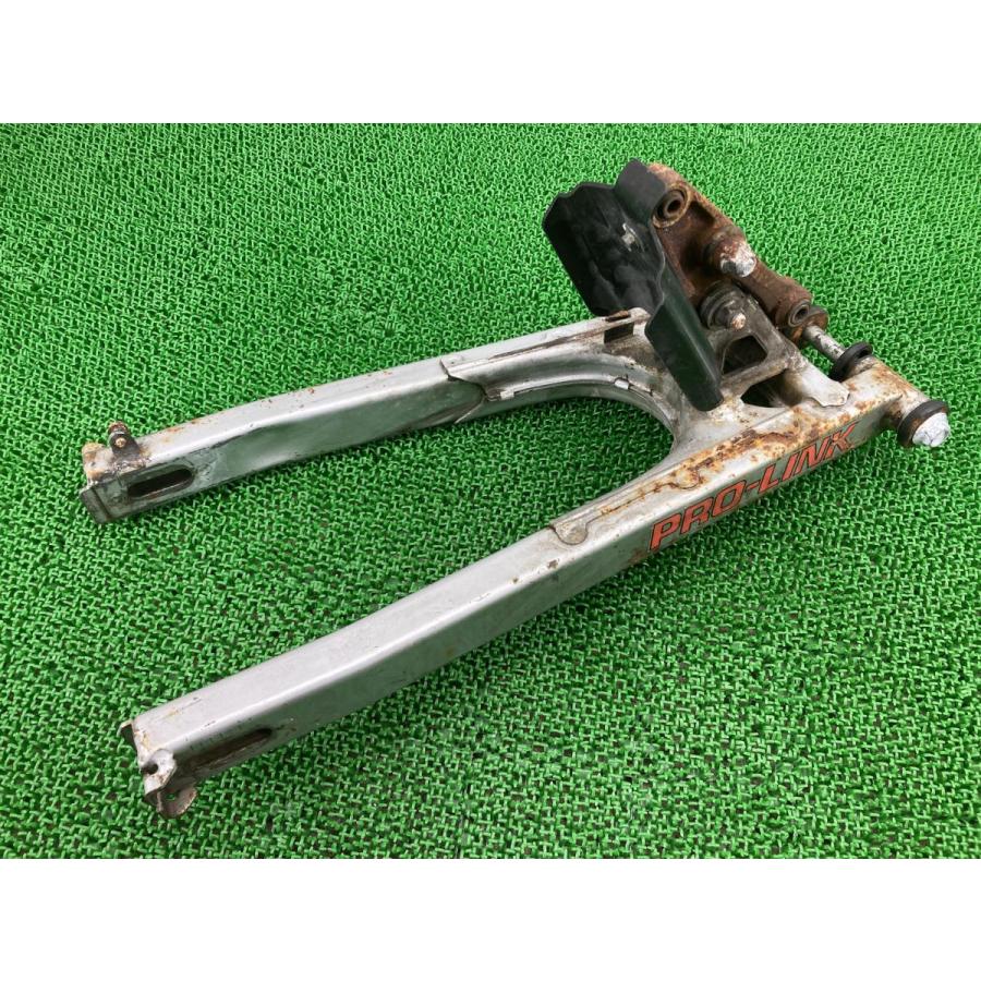 ホンダ（HONDA） NS50F スイングアーム 純正 中古 バイク 部品 AC08