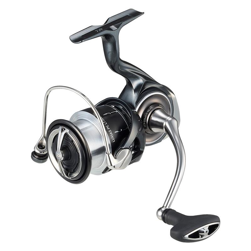 DAIWA（ダイワ） 24ルビアス PC LT3000-XH / スピニング リール : 釣具