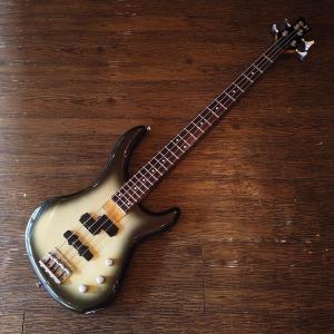 Flavor Electric Bass エレキベース フレイバー Fロゴ -a249