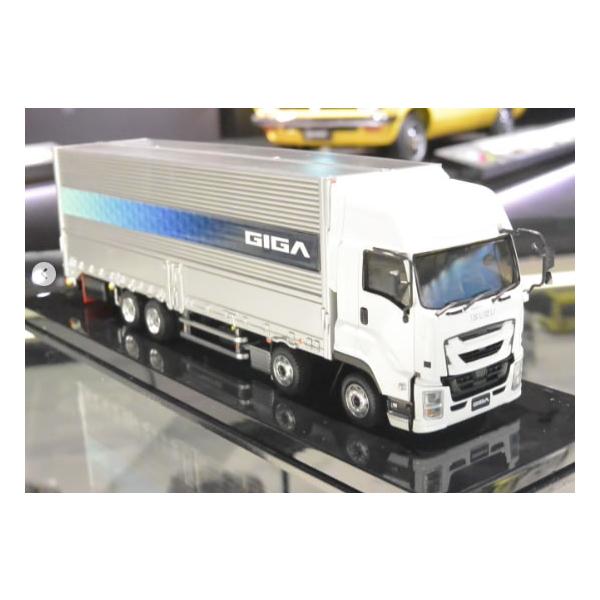 いすゞ自動車 特注 1/43 いすゞ ギガ 2021 (アクリルケース入)(ISUZU
