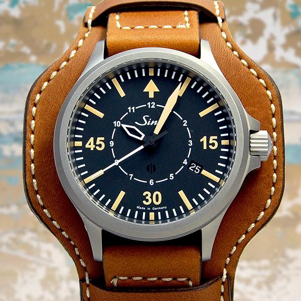 Sinn（ジン） 856.B-Uhr 世界限定856本モデル レザーストラップ : K・R