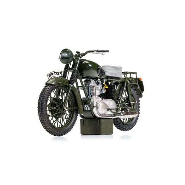 hottoys-c2_1000105010