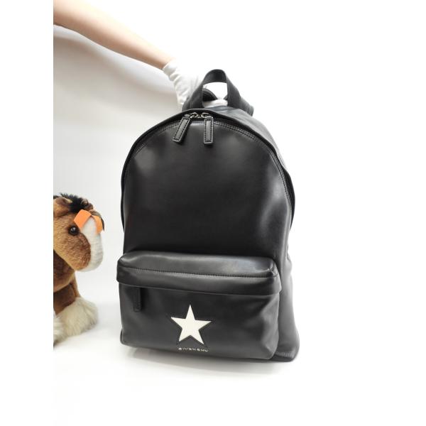NOESADA 0508 様 GIVENCHY ブラック バックパック 数回使用 GIVENCHY
