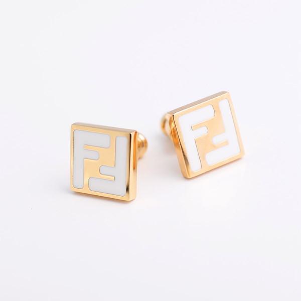 FENDI（フェンディ） ピアス FOREVER フォーエバー 8AH640 TL9
