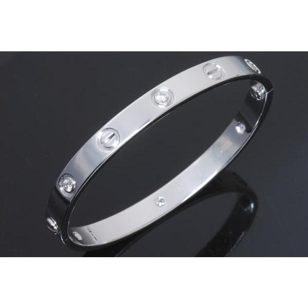 LOVE（Cartier） カルティエ ラブブレス ハーフダイヤ LOVE