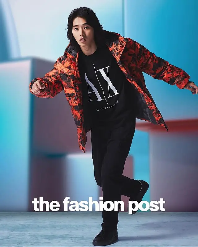 ARMANI EXCHANGEの服を着た山崎賢人さんのコーデ 私服/衣装/購入先 - Woomy