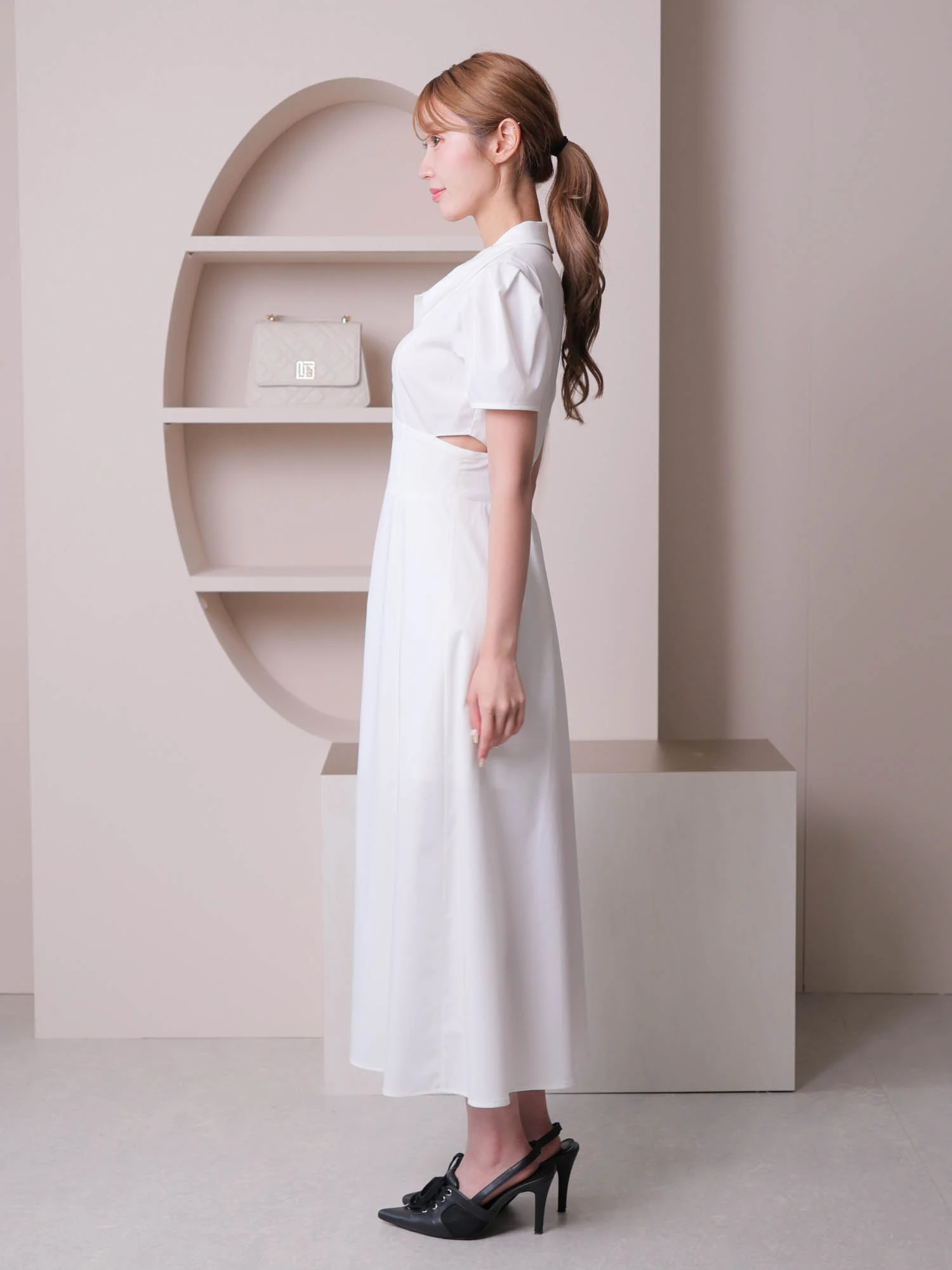 LIP SERVICE（リップサービス）｜ カットアウトコルセットシャツ