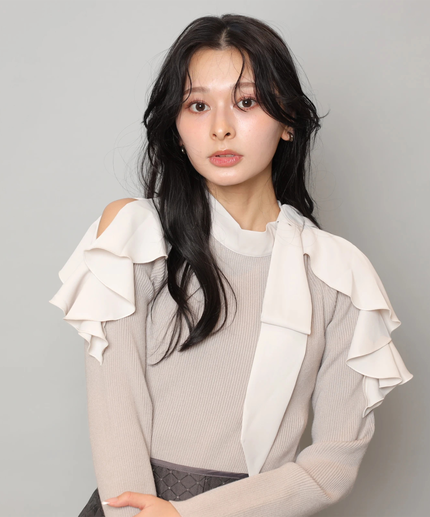 ショルダースリットフリルニット | ニット | Apuweiser-riche