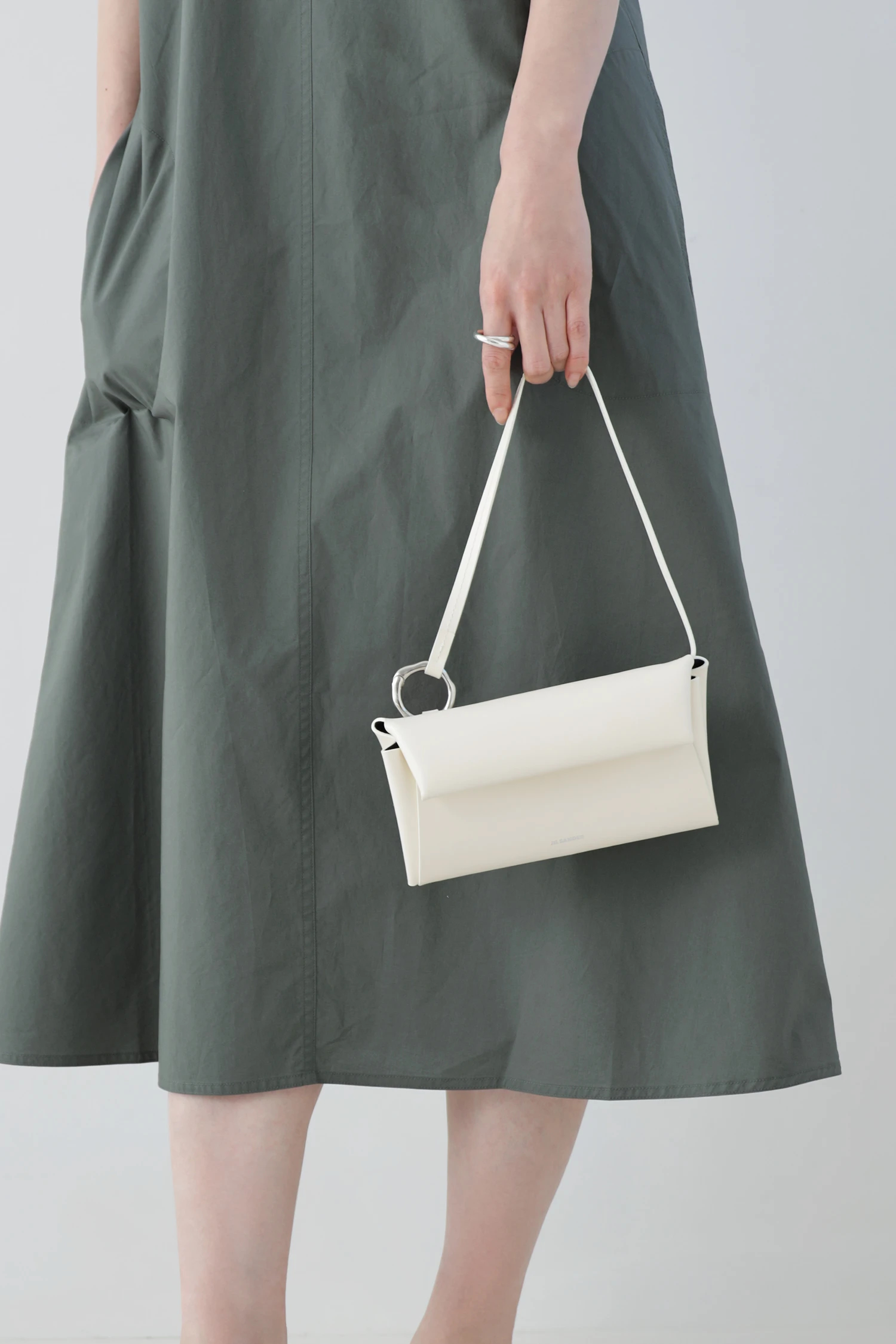 JIL SANDER（ジル サンダー）｜ENVELOPE SMアイテムの詳細 | GUESTLIST