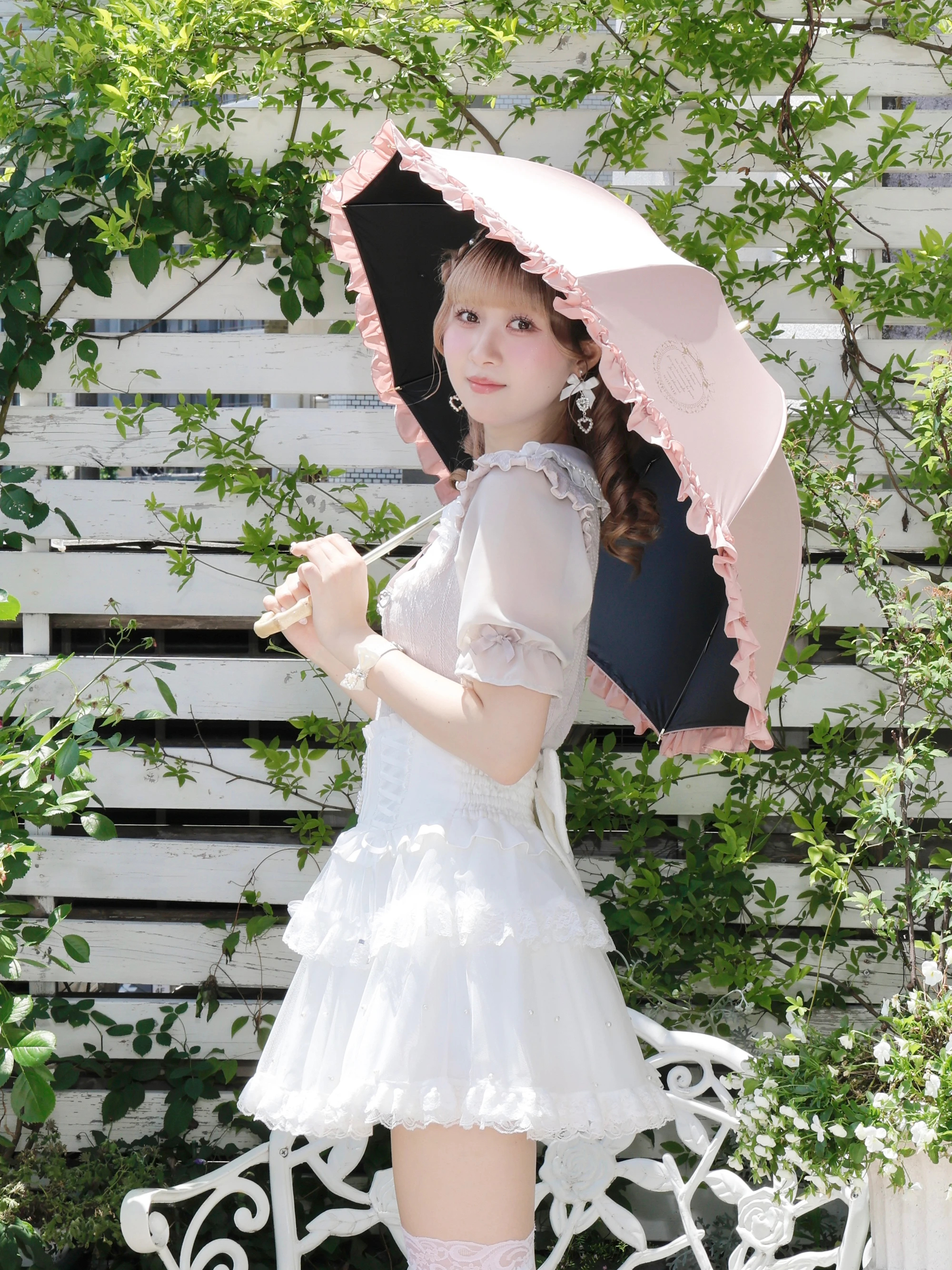 NOEMIE お嬢さんフリル長日傘（グッズ｜黒・オフホワイト・ピンク