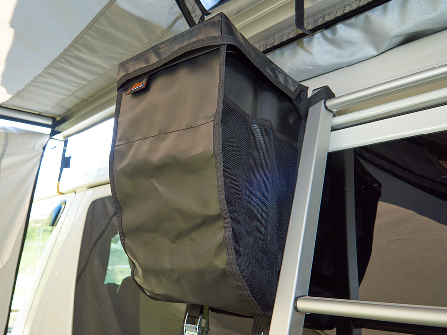 オプション James BAROUD（ジェームス・バロウド）