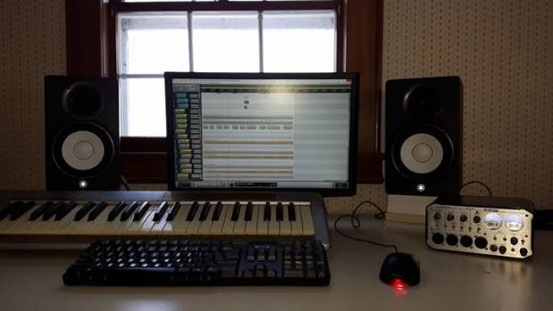 EIE Pro Interface Review (Akai) | Jake Duffie Audio