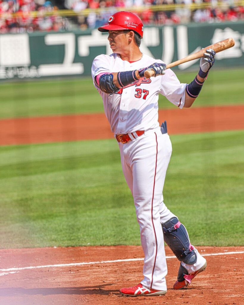 靴べらバット広島カープ野間峻祥選手2022年シーズン使用