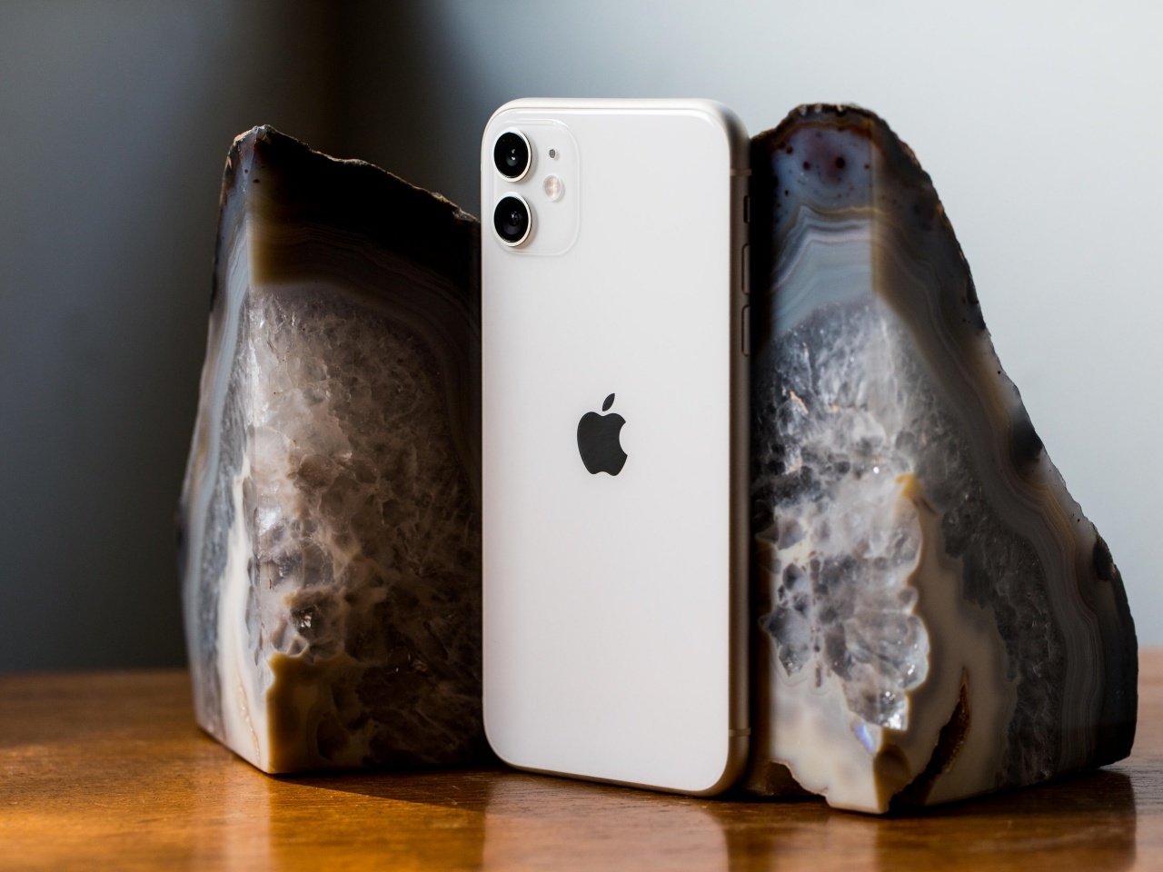 iPhone 12」のうわさを一気におさらい--発売時期、ラインアップ、変更