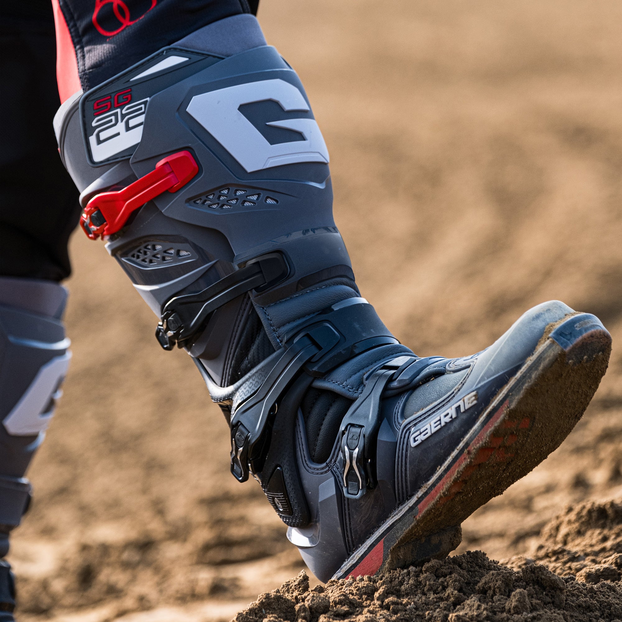 試着無料】ガエルネ エスジー22 SG-22 - オフロードブーツ モトクロス