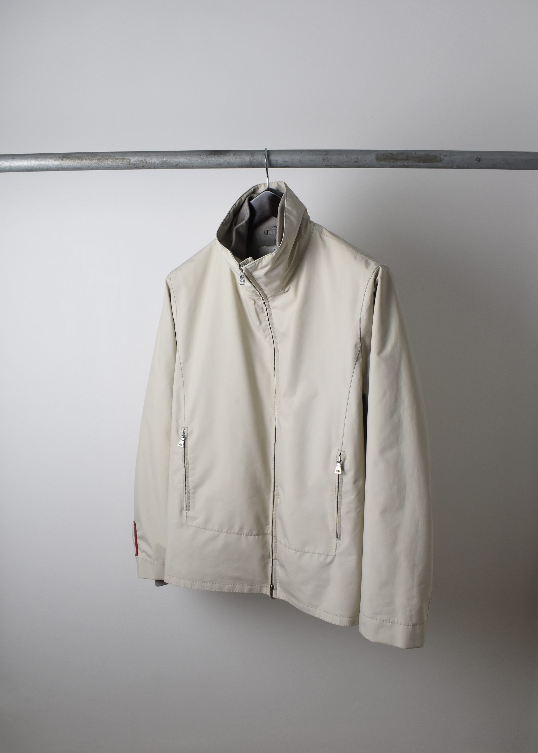 PRADA SPORT 3-IN-1 GORE-TEX JACKET (L) - Jazzy Badger