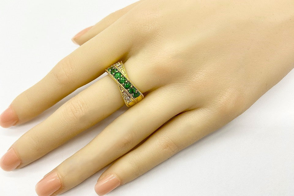 Green Garnet K18グリーンガーネット ダイヤモンドリング (NO.48985