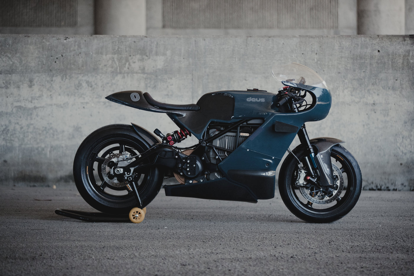 The ZERO x DEUS - from the new Deus book IN BENZIN VERITAS – Deus