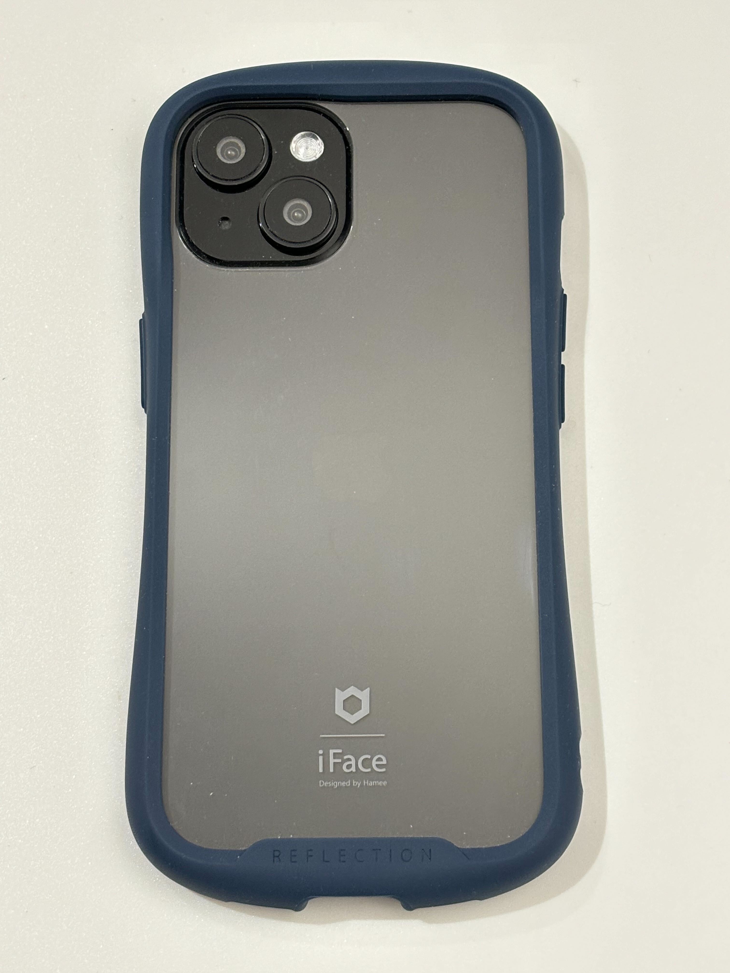 iPhone15ブラックにReflectionをつけてみた！｜iFace公式