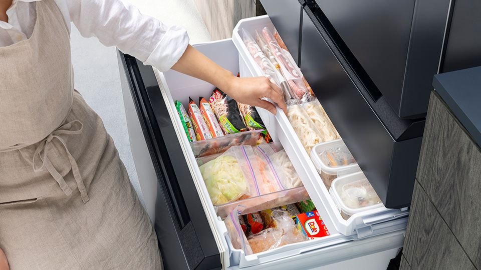 SJ-MF61R | 冷蔵庫：シャープ