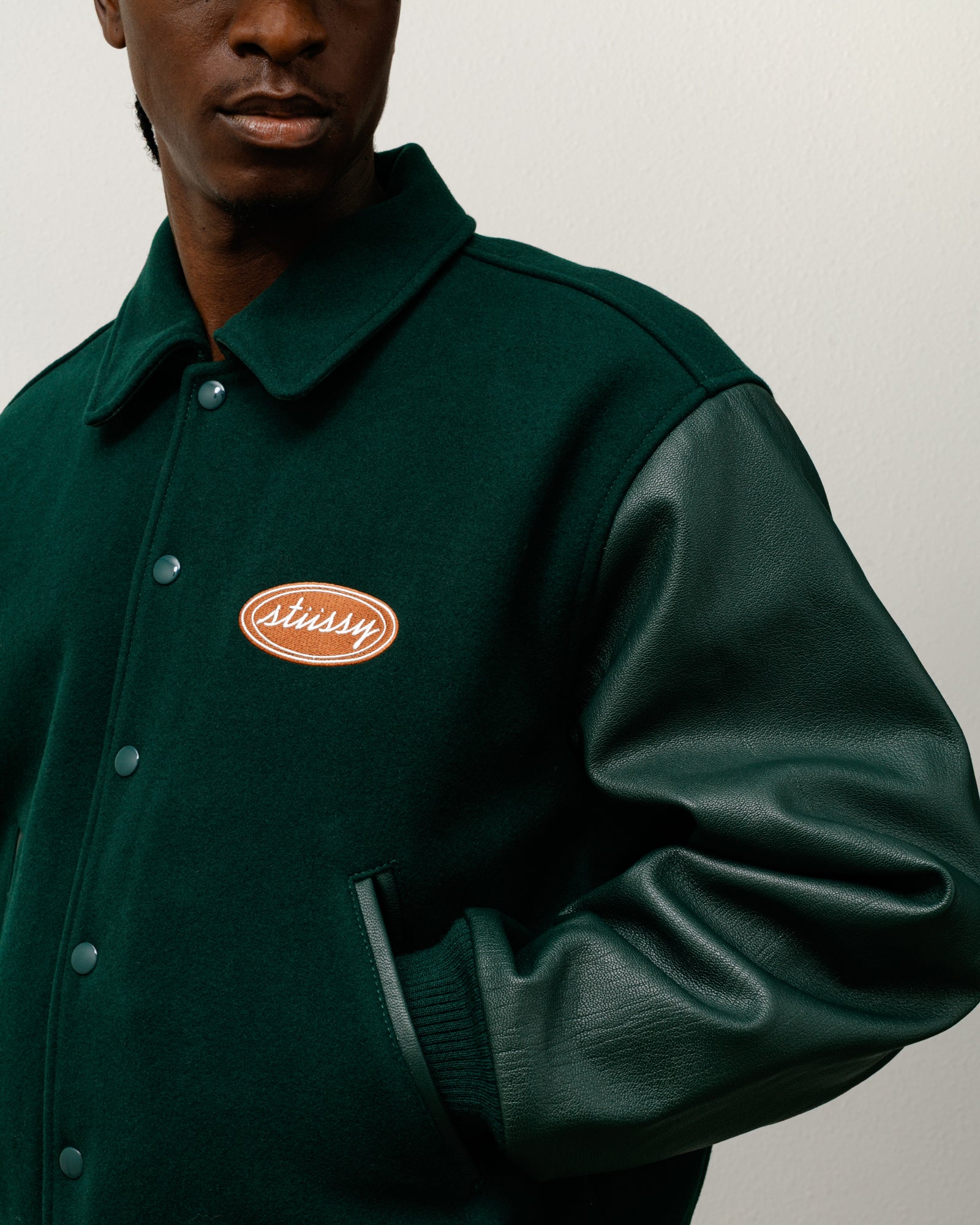 Script Oval Varsity Jacket – Green | Outerwear | Stüssy Japan