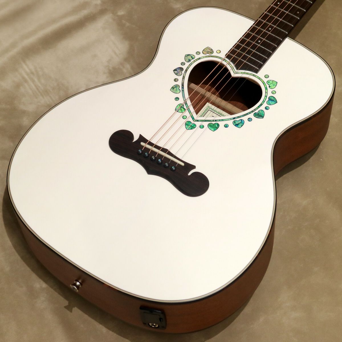 Zemaitis ( ゼマイティス ) CAF-90HCW, White Abalone | ギターの通販