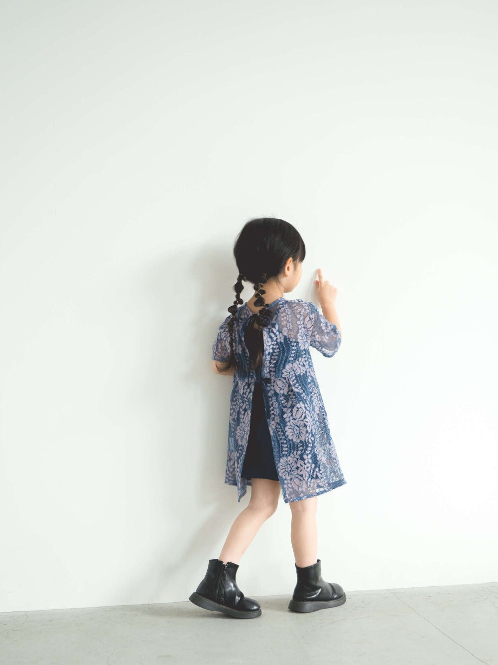 kaene公式オンラインストア (KIDS)配色レースエプロンワンピース