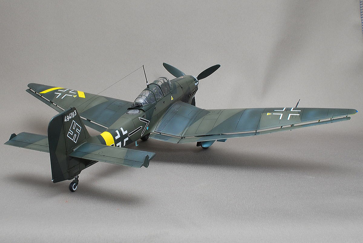 ユンカース スツーカ ju87 タンクバスター リアルモーターライズ完成品
