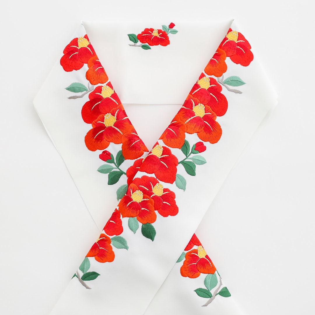 半衿：椿刺繍白 – kimono-hearts-onlinestore