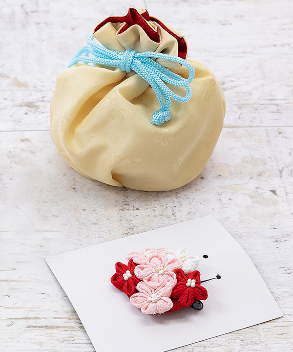 七五三(三歳女の子)着物レンタル｜花柄文様の水色着物×クリーム色被布