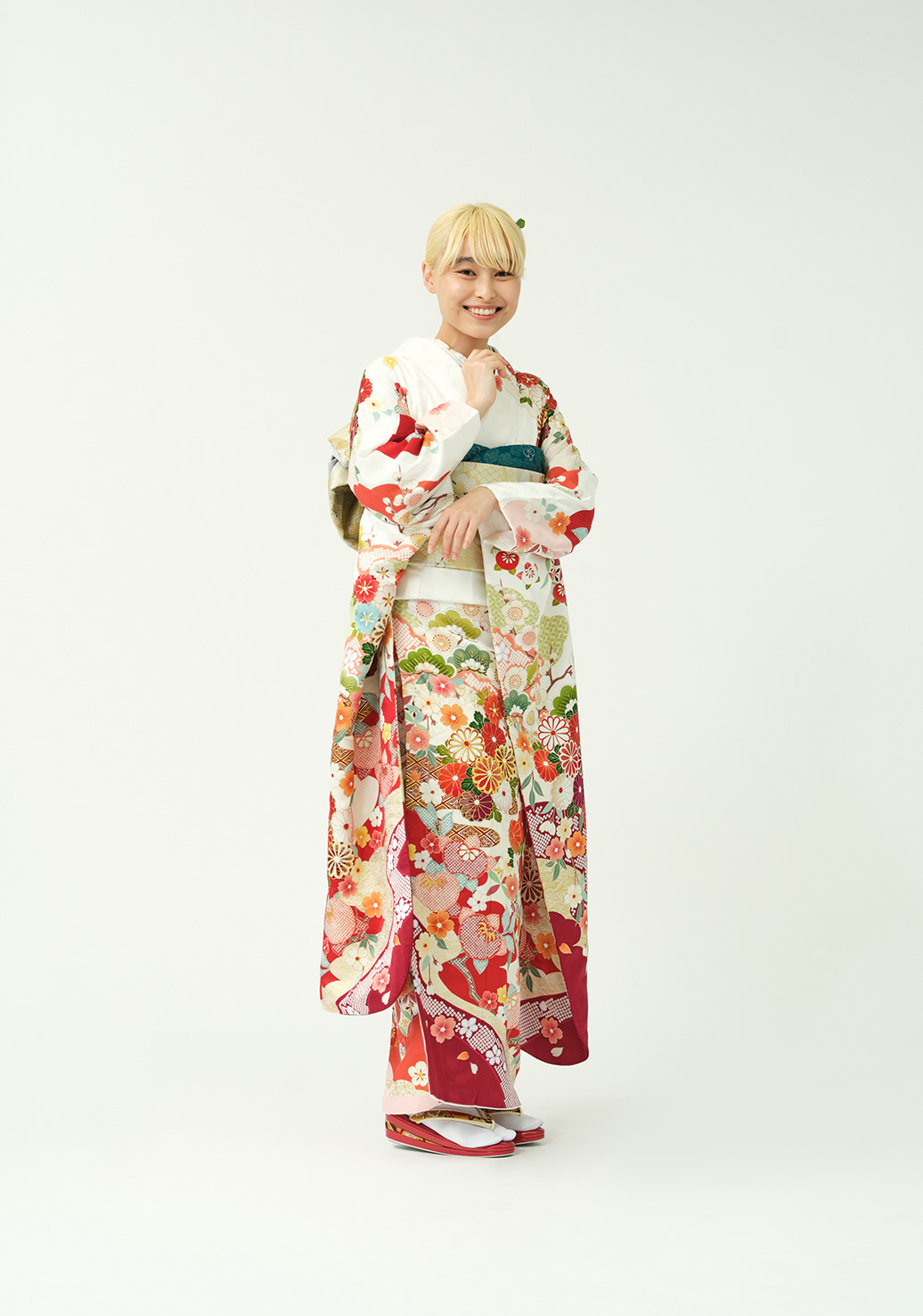 振袖／菊花の小道／白 | 振袖レンタル·購入や成人式の着付けは「きもの
