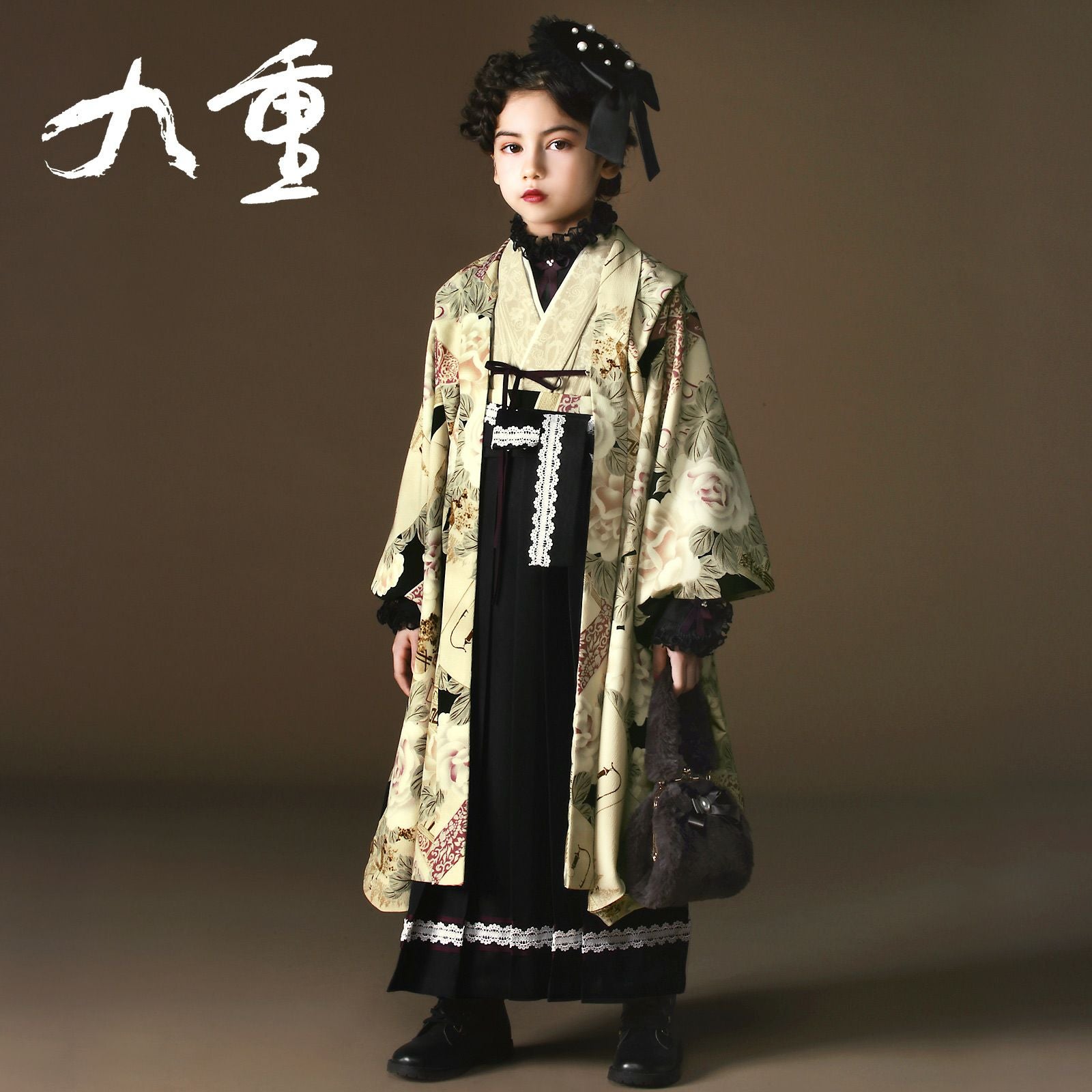 七五三 着物 7歳 ブランド 四つ身着物 九重 ここのえ 「黒×ベージュ
