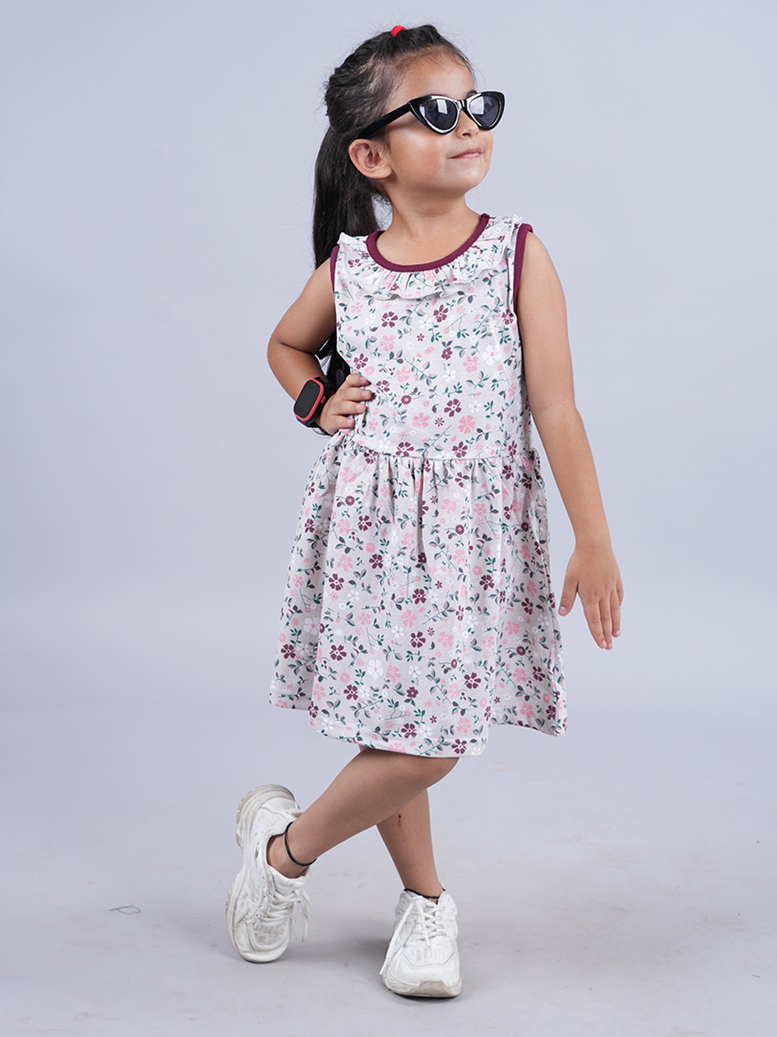 Girls Sleeveless Dress With Neck Frill – Kiddopanti