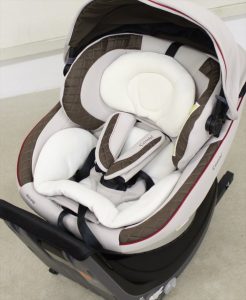 □クルムーヴ スマート ISOFIX エッグショック JG 【コンビ Combi