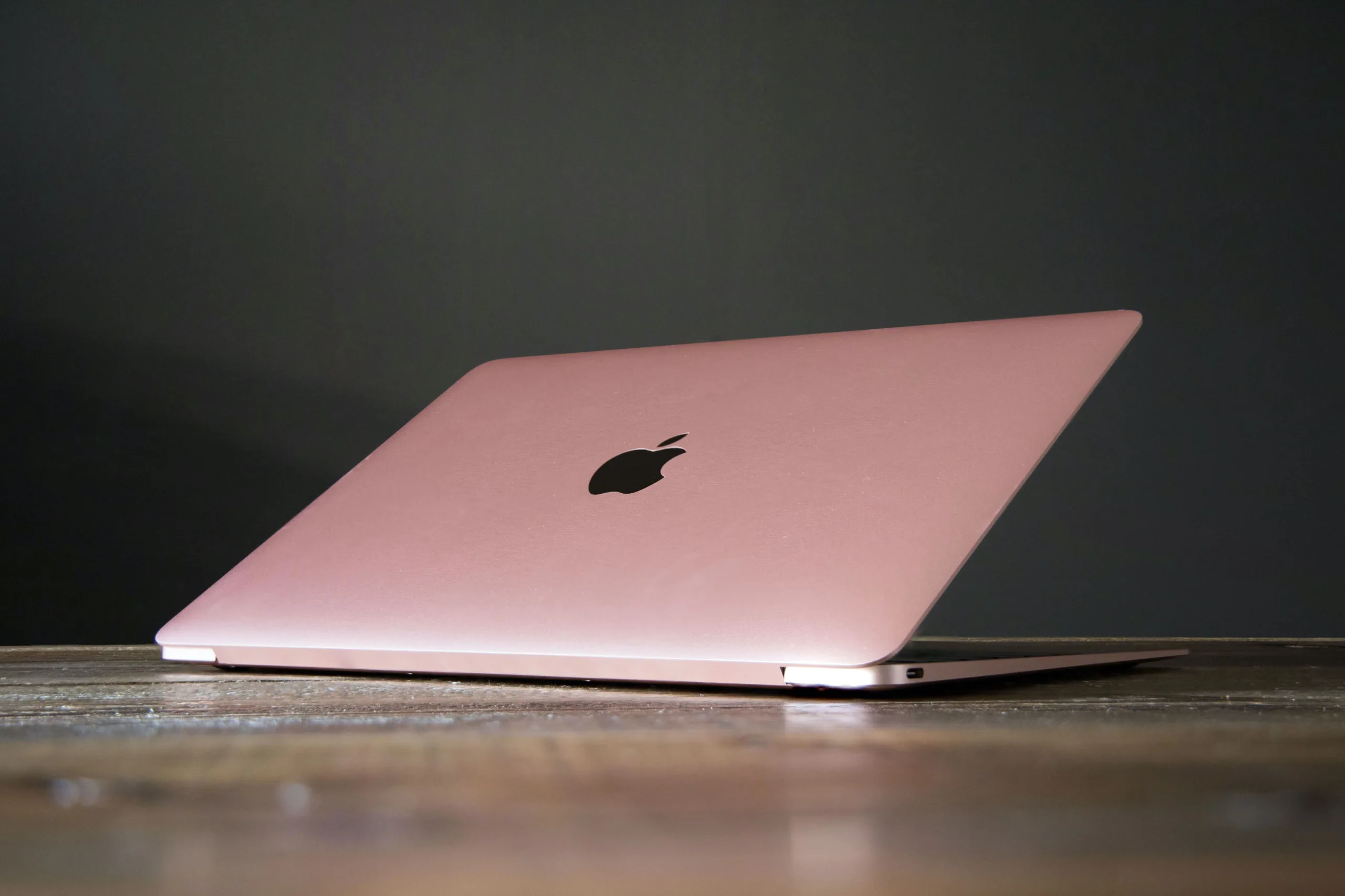 12インチ MacBook（mid2017）レビュー ：コンパクトは正義、憧れの逸品