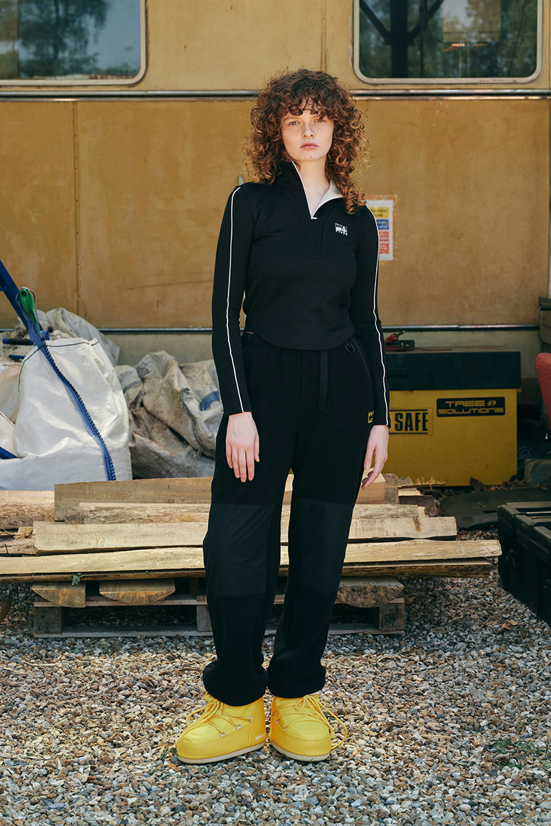 カラーポイントハーフジップアップロングスリーブ【ブラック】