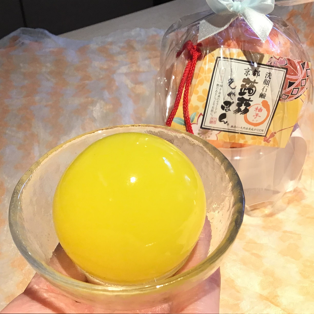 洗顔 洗顔石鹸 京都蒟蒻しゃぼん 柚子（ゆず） – 蒟蒻しゃぼん 公式