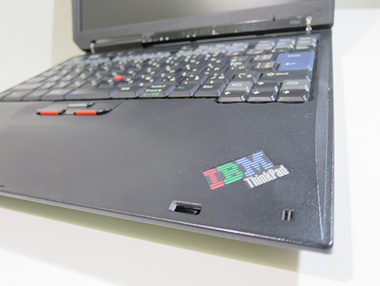 IBM ThinkPad R40eと12年後のX260 | ThinkPad X240sを使い倒す